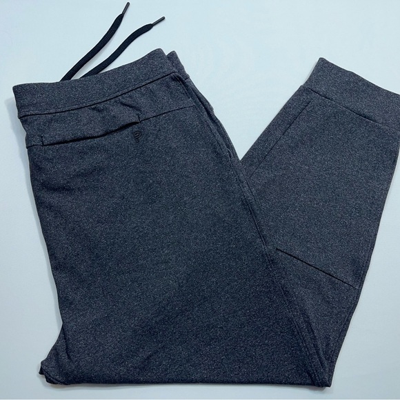 Public Rec Other - Public Rec Gameday Joggers Mens Size 38x28 Heather Gray Drawstring Zip Pockets